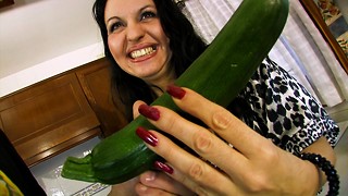 Round mature wedges everything in her backside and cooter