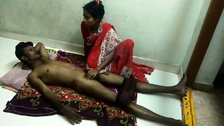 Married Indian Wifey Extraordinaire Raunchy Bang-out On Her Anniversary Night - Telugu Bang-out