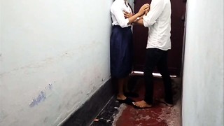First-ever time Indian college girl sex vid leaked