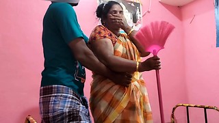 Played with my stepmother's fat mammories and pussy and had romp