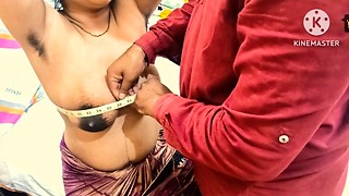 Indian aunty ko tailor ne choda jab wo blouse fitting k liye aayi thi Hindi bang-out flick